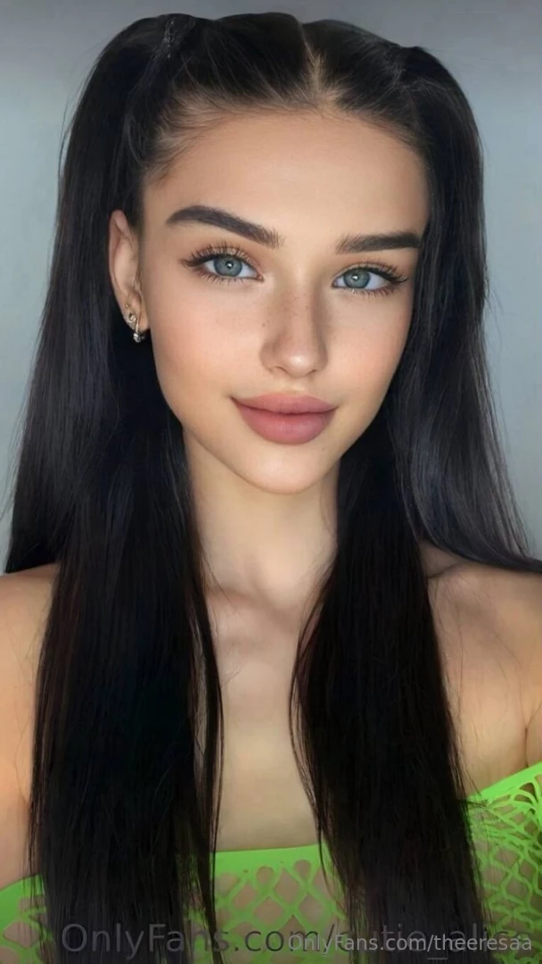 Sexy bae cutie_alice is crazy nymphomaniac she loves to play with two part 5 