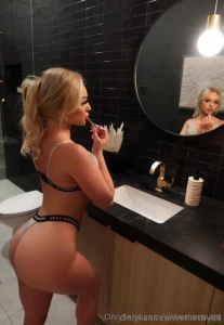 Elliekay88 this cutie loves to moan sweetly when she touches her part 60