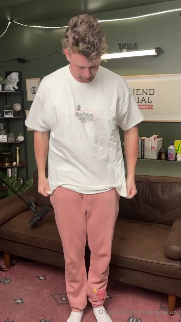 Boyfriend material merch finally out part 2 