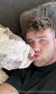 Just me and my doggo