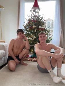 Merry christmas amp happy holidays -75 off itsjakenissac