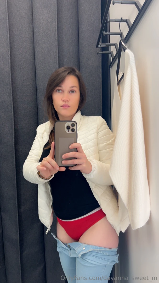 Wanna have some fun dayannasweet 