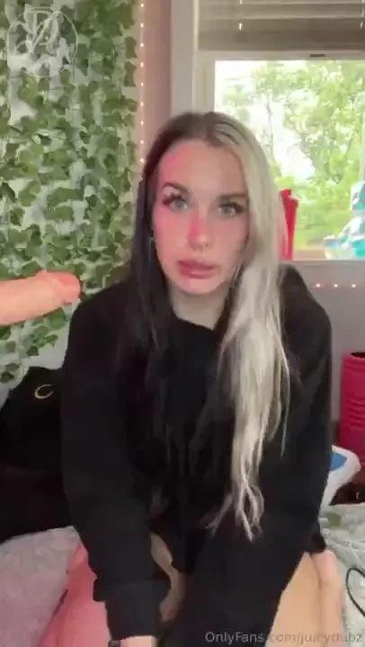 See one of the things that makes me most wet throat fucking messy 