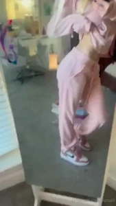 Ready to cum check my wall now alyssasvip alyssasvip part 1