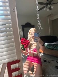 Unwrapping me is better than any box of chocolates alyssasvip