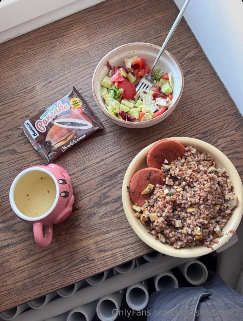 Today was a bit of a lazy day at home made myself buckwheat and added part 3 