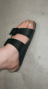 It s sandal weather 3photos part 1