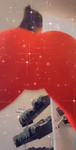 Pulled down my pants at the gym today check your dm for full video