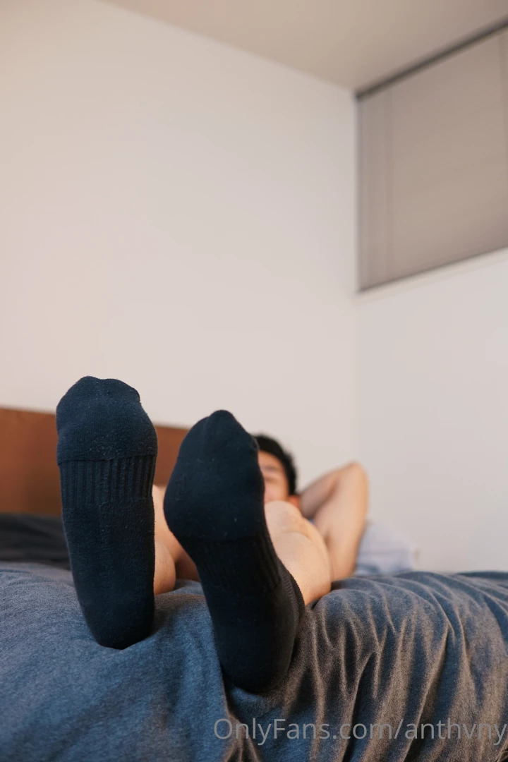 Which feet photo is your favorite d part 1 