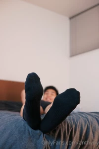 Which feet photo is your favorite d part 4
