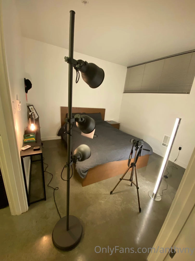 Bonus video safe for work here s a behind-the-scenes video to the last 