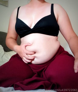Me right now well fed can t stop playing with my belly
