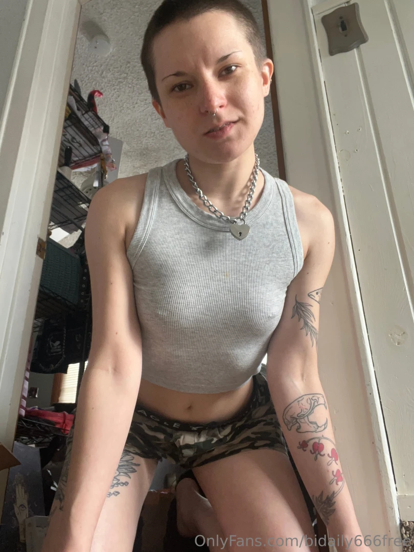 Looove how my nipples poke out in this tank top 