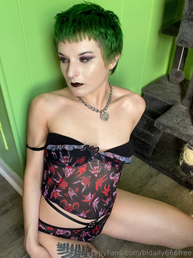 Full explicit set over at bidaily666 as usual part 1 