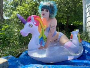 Having a good summer so far i really hope so let me make it even part 1