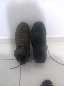 My hot sweaty and smelly shoes for you worship and smell when you want part 4