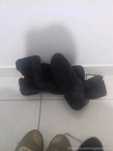 My hot sweaty and smelly shoes for you worship and smell when you want part 2