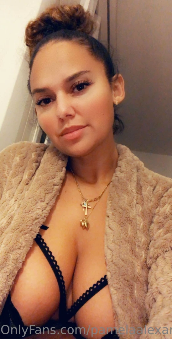 Did you check your dms today i m waiting for you 