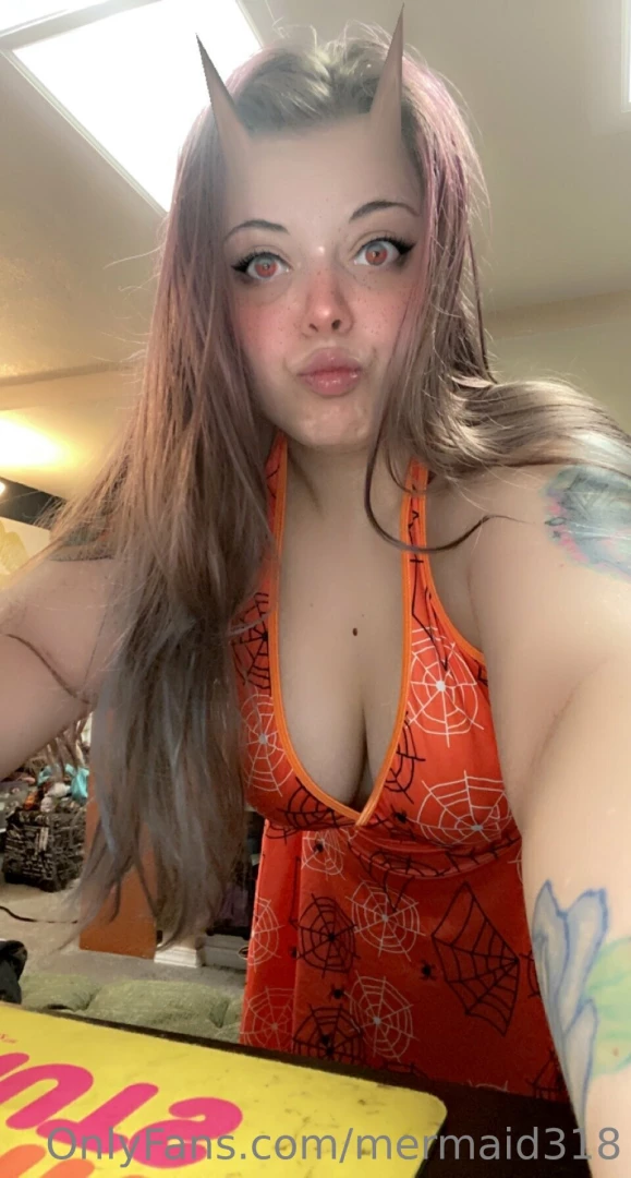 Can u believe this came with a matching thong 