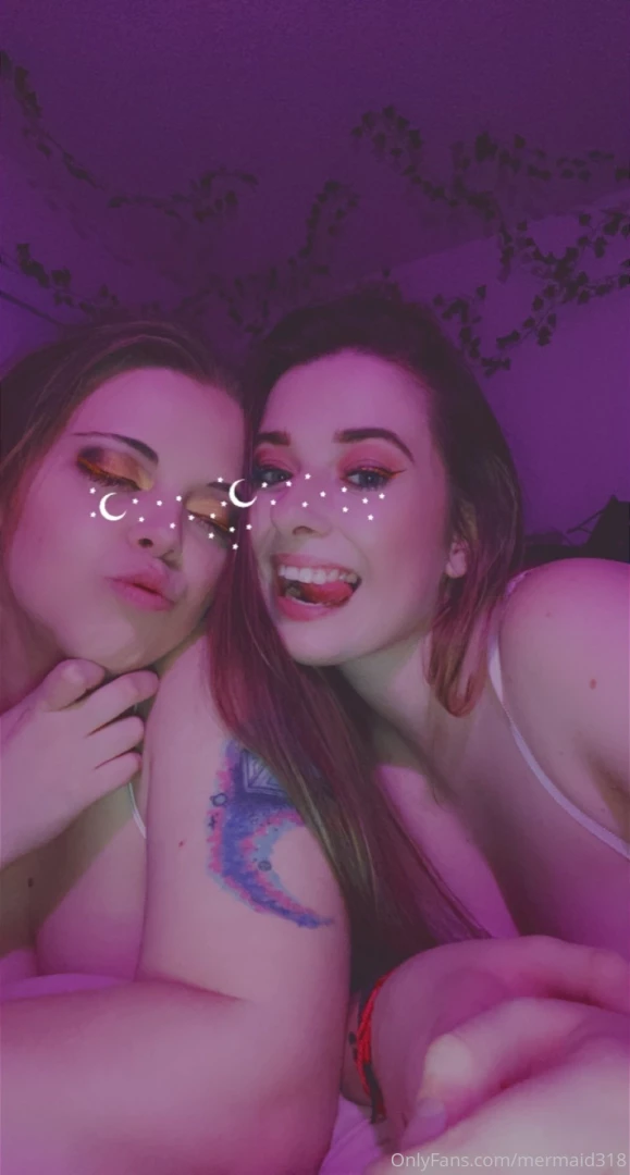 We took just a few selfies last night but man oh man 