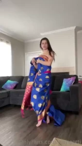 Did u know u can have me wear anything u would like in your custom lt