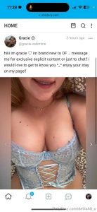 Guyss go sub to my roomie shes super hot you dont wanna miss out who