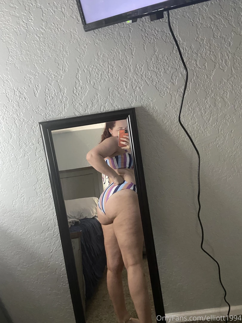 Another day another swimsuit 