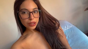 What is your favorite position chat with me and i ll tell you mine part 1