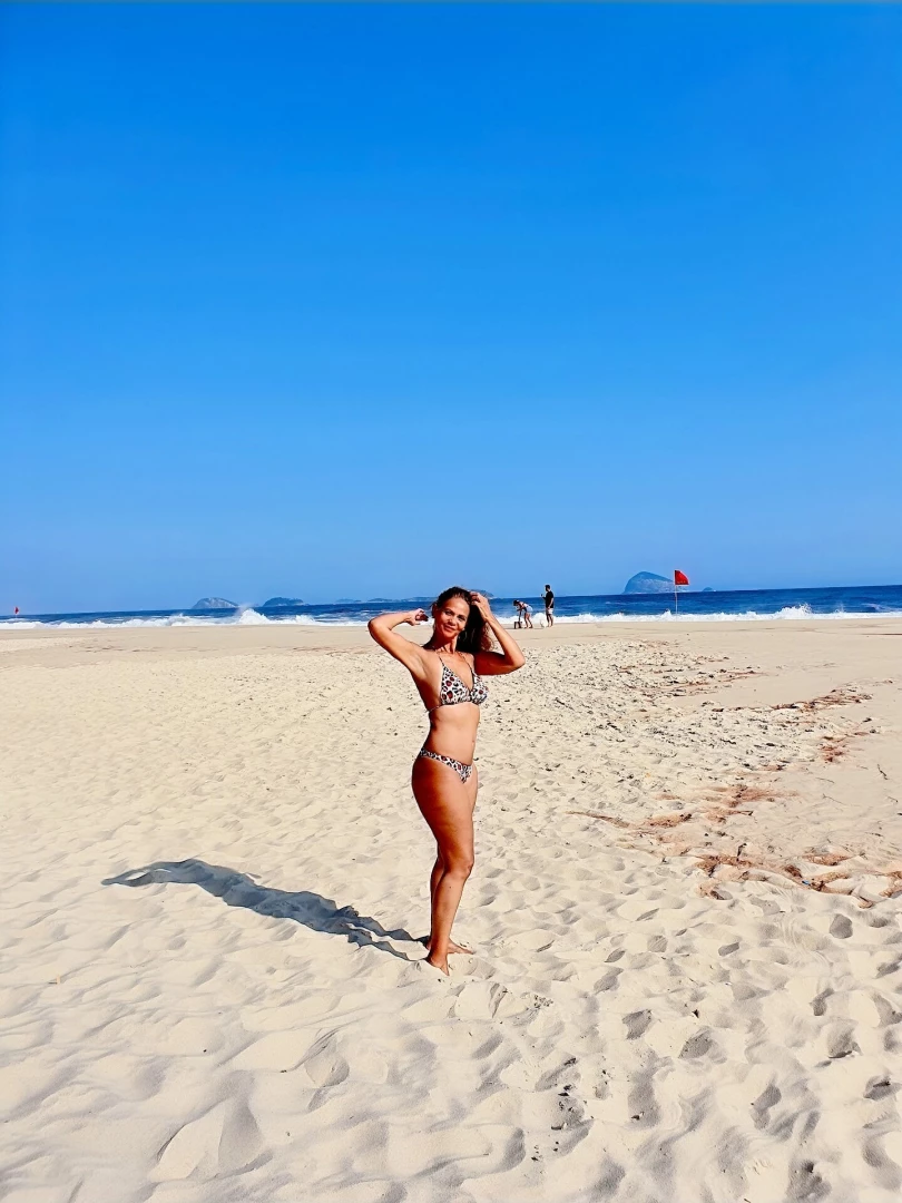 Pov you have a beach day with the hottest milf ever 