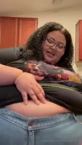 Ate a doubledinner releasing my swollen stuffed belly from my jean