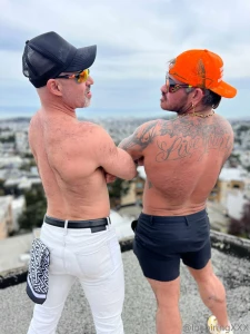 Photoalbum 1 rooftop to hot top kev plows eli strong rooftop sun hot part 4