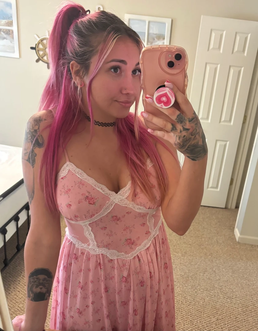 This dress a whole mood 