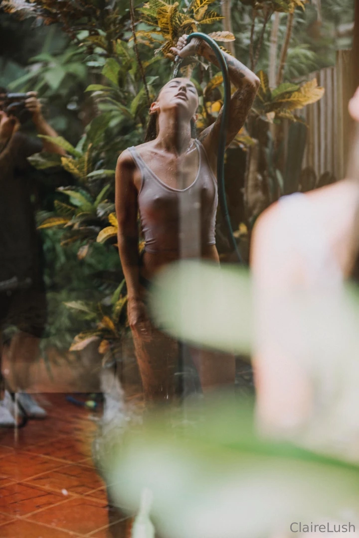 I like it better when you watch me 