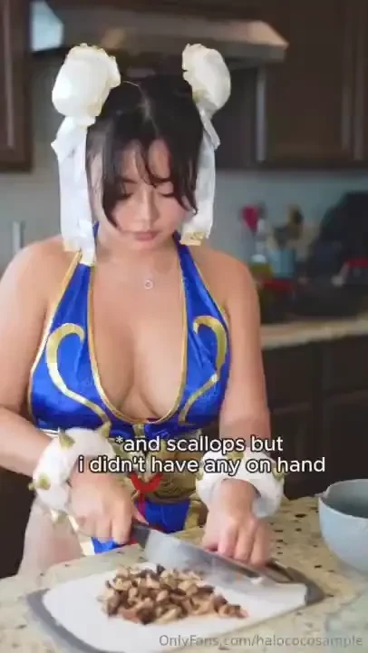 Chun li cooking 