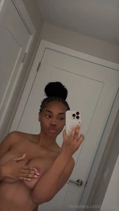 Don t you love my huge tits babe
