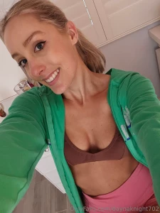 Just finished some quick yoga felt so good to stretch my sore muscles