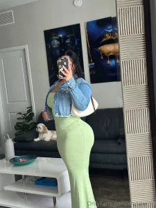 Slim thick part 12