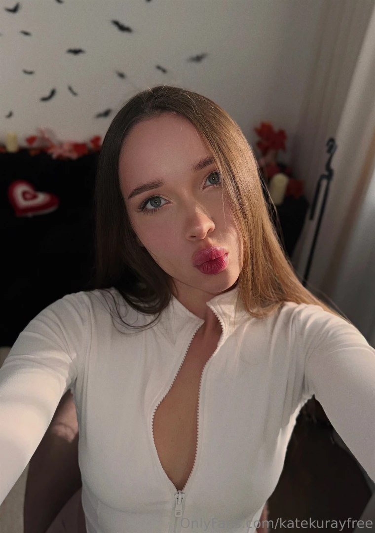 A bit of a funny face love to look at the camera and do what you love 