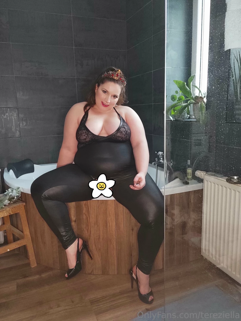 These uncensored pictures and much more here https onlyfans com part 1 