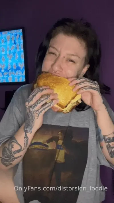 My dinner today was huge to the point that at the end i couldn t stop 