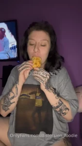 My dinner today was huge to the point that at the end i couldn t stop part 5