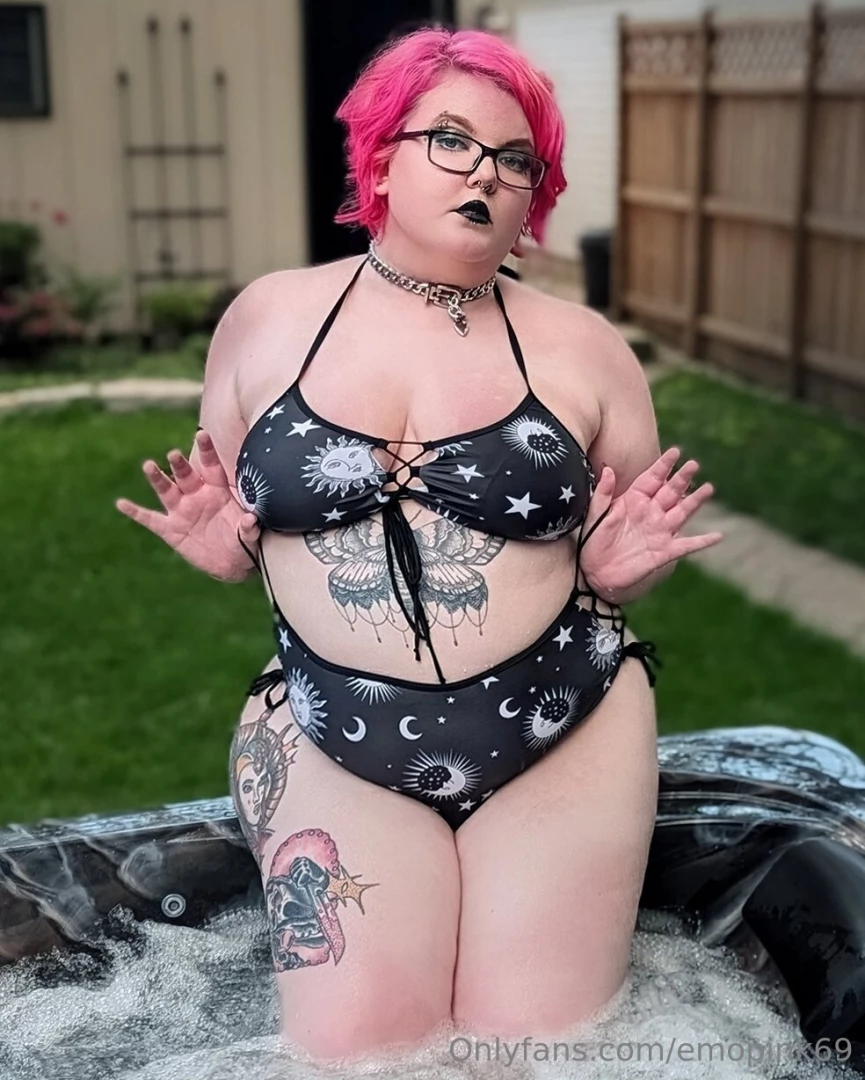 Keep me in your pocket and pull me out when you need to slide in we 