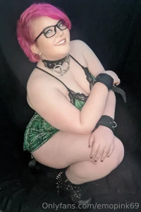 Roses are red violets are blue my pussy needs dick please come through part 1