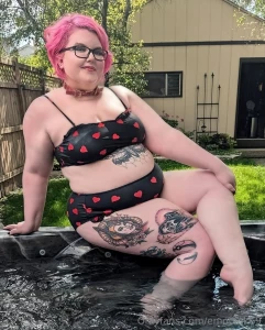 What a stressful day do you want to let off some steam tonight text me