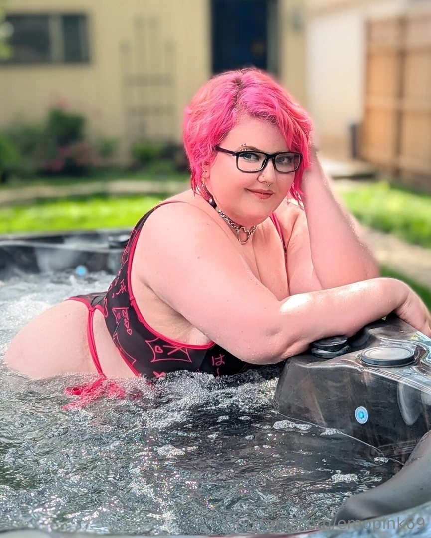 Can i show you what i just filmed babe it s sooo fucking juicy dm me 