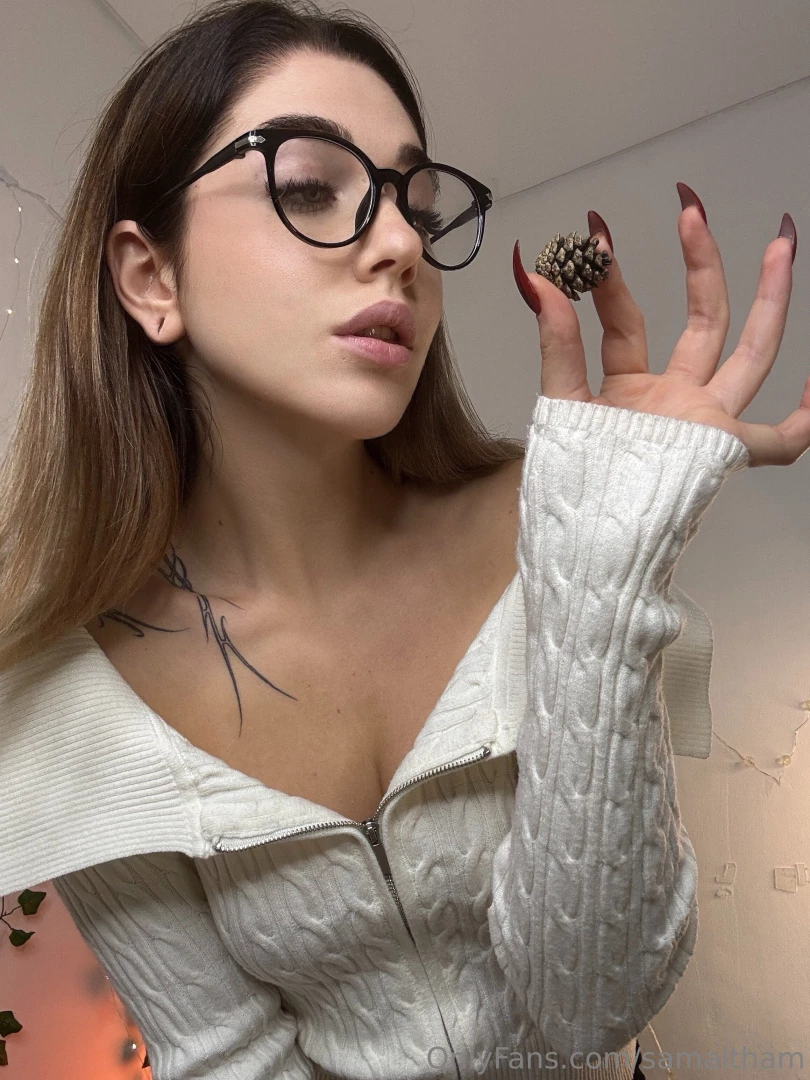 Do you think the lump is bigger than your dick why don t you send me a 