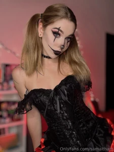 You like masquerades and dressing up why don t you ask me out on a