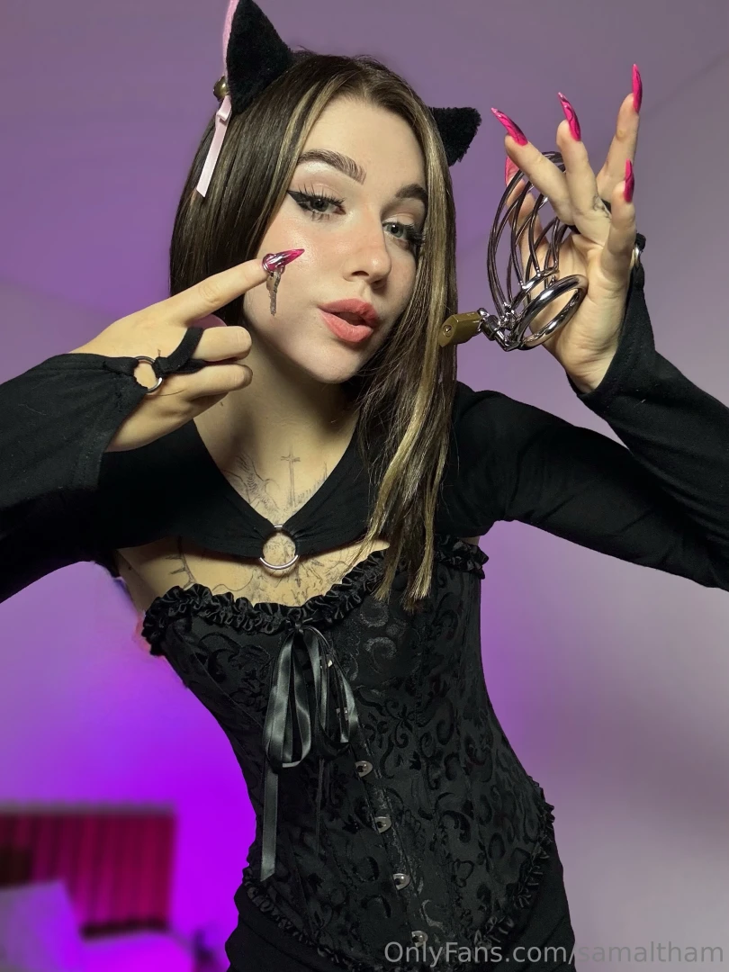 I ll make you scream in frustration as i tease you in the cage just 