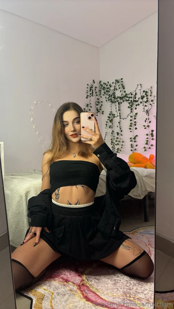 Mmm you re dirty aren t you oh yeah baby you can feel me getting wet 