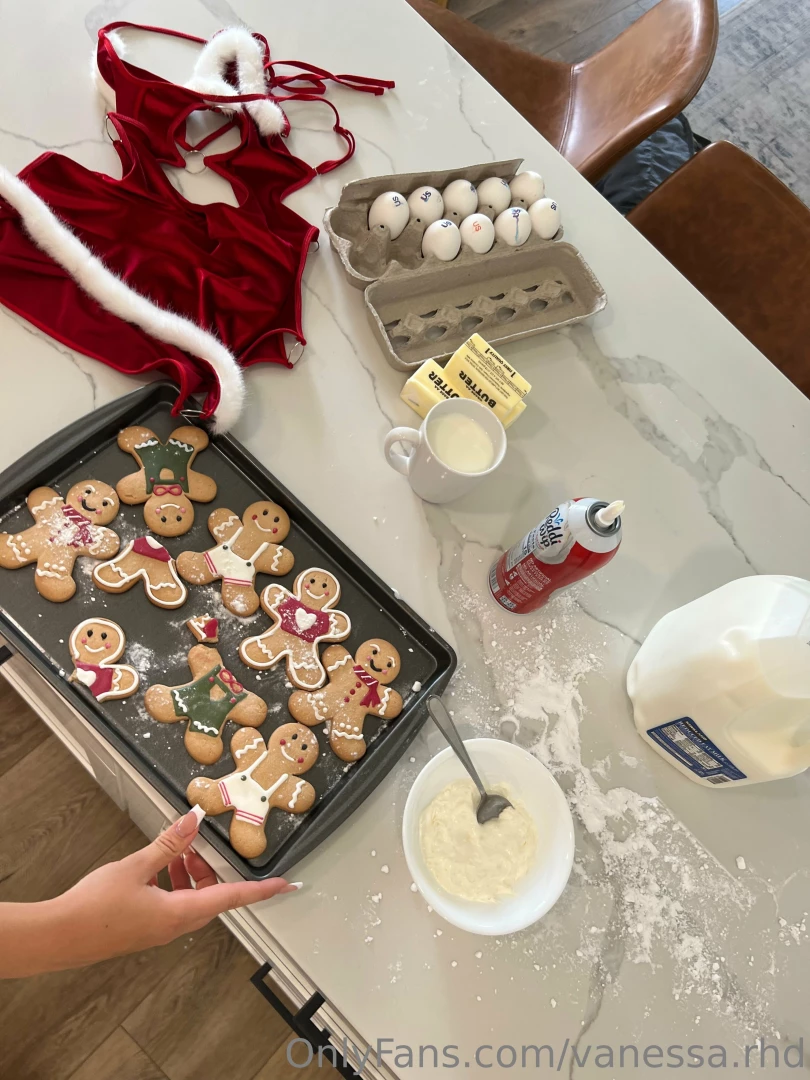 Ready for some early gifts vips you have this in your dm s for free part 2 